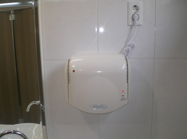 1267151592.jpg